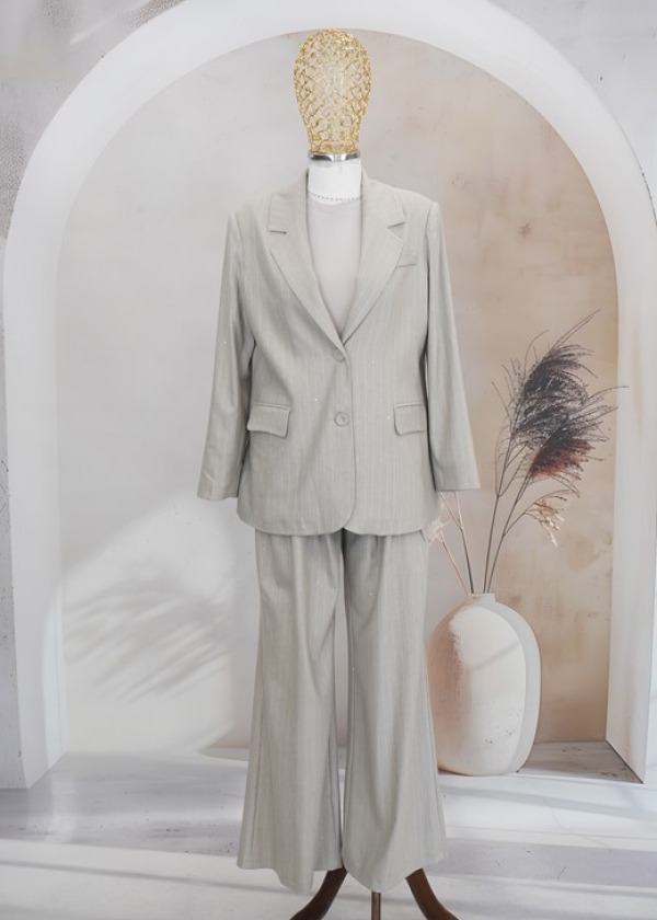MİRANDA LİFE ÇİZGİLİ DÜŞÜK OMUZ BEJ BLAZER TAKIM
